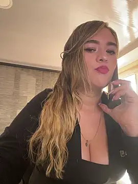 Snapshot of miss_berlyn chatting on May 14, 1:29 pm miss berlyn online show from May 14, 1:29 pm
