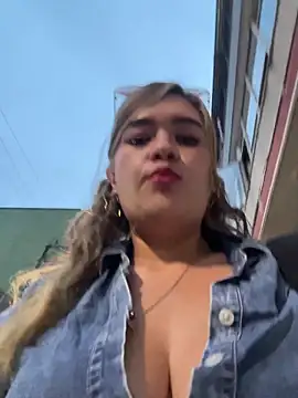 Snapshot of miss_berlyn chatting on June 3, 11:21 pm miss berlyn online show from June 3, 11:21 pm
