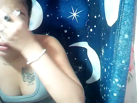 MorenaLovelyPinay24 online show from March 25, 8:20 am