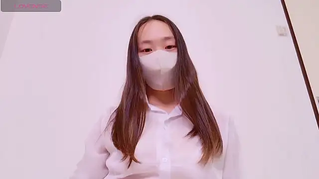 mitsuri chan love online show from September 12, 5:13 pm