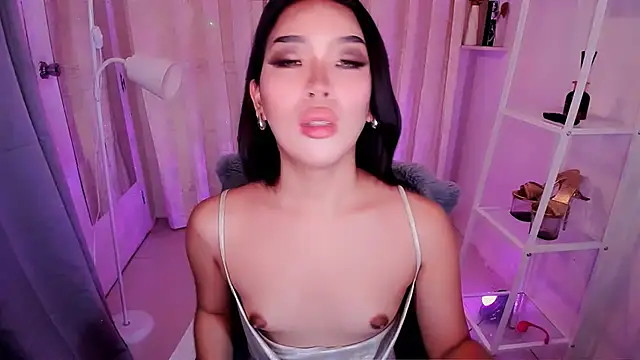 MS LUNA online show from October 1, 12:05 am