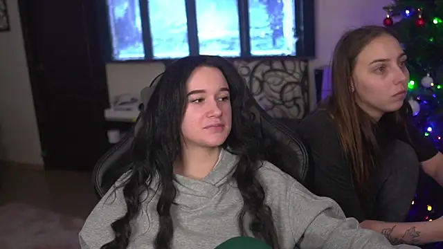 Snapshot of lis_silver chatting on January 10, 1:24 pm lis silver online show from January 10, 1:24 pm