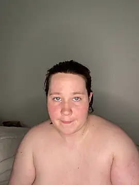 Snapshot of Miss_pow_bi_93 chatting on May 18, 7:58 am Miss pow bi 93 online show from May 18, 7:58 am