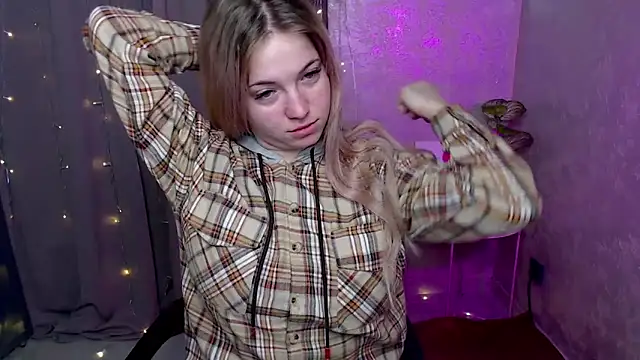 arlana klart online show from March 11, 2:39 am