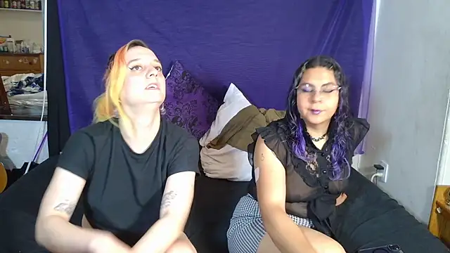 Snapshot of Alani_TransGirl chatting on October 17, 7:27 pm Alani TransGirl online show from October 17, 7:27 pm