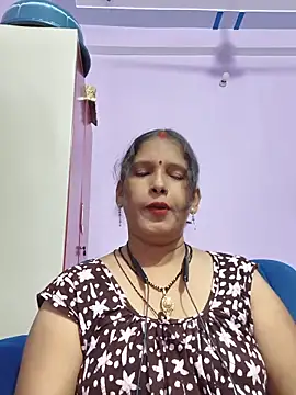Snapshot of Sonalihot_ chatting on June 3, 9:34 am Sonalihot online show from June 3, 9:34 am