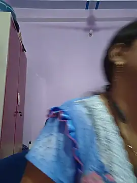 Snapshot of Sonalihot_ chatting on June 16, 7:33 am Sonalihot online show from June 16, 7:33 am