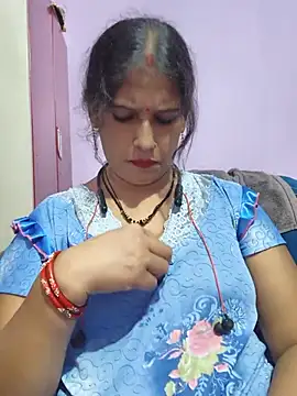 Snapshot of Sonalihot_ chatting on July 21, 10:06 am Sonalihot online show from July 21, 10:06 am