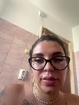 Snapshot of Princess-Jasmine07 chatting on June 29, 12:16 pm Princess-Jasmine07 online show from June 29, 12:16 pm