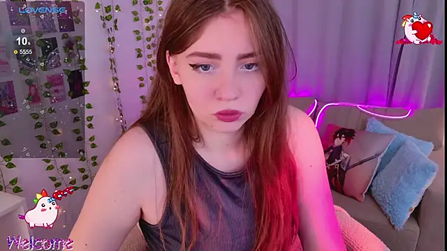 Moon  Bunny online show from February 2, 12:15 pm