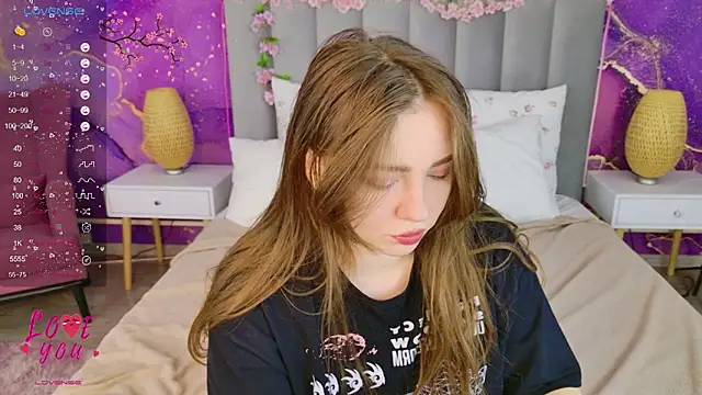 Moon  Bunny online show from February 22, 12:36 pm