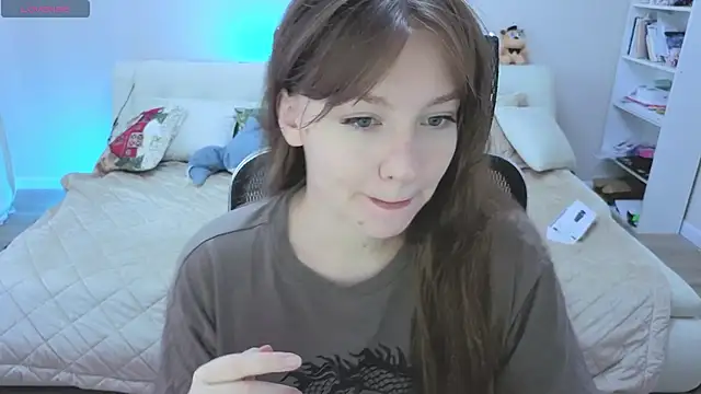 Snapshot of Moon__Bunny chatting on July 26, 3:19 pm Moon Bunny online show from July 26, 3:19 pm
