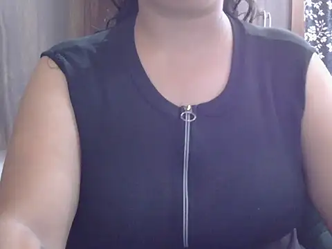 Snapshot of Roxy_sweety_ chatting on September 17, 5:42 am Roxy sweety  online show from September 17, 5:42 am