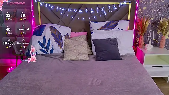 Snapshot of ViolaParkerss chatting on October 23, 5:18 am ViolaParkerss online show from October 23, 5:18 am