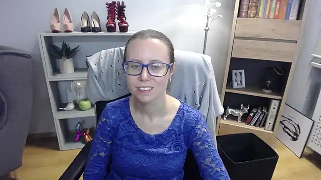 sweetxLizzy online show from October 23, 4:34 am