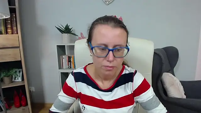 sweetxLizzy online show from July 6, 4:31 am