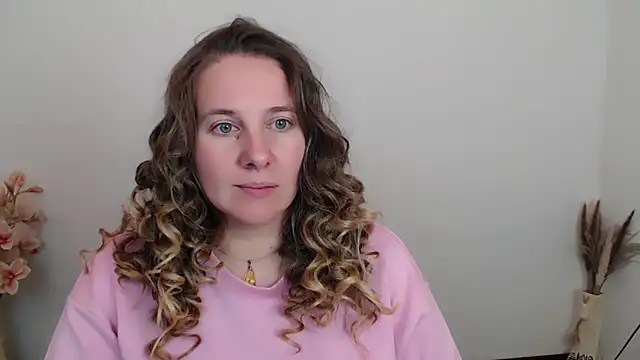 Darklure  online show from October 7, 10:29 pm