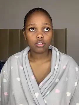 Snapshot of Abby_108 chatting on November 25, 10:21 pm Abby 108 online show from November 25, 10:21 pm