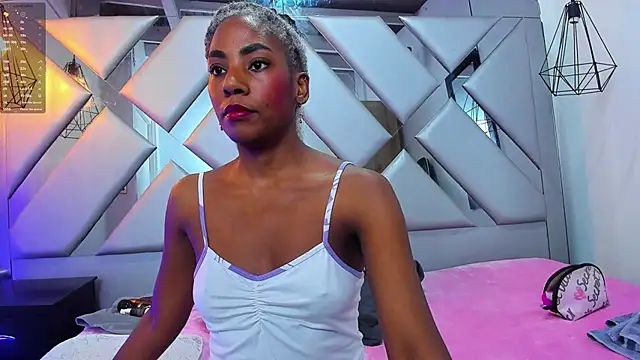 Lorenn Hill online show from September 23, 1:14 pm