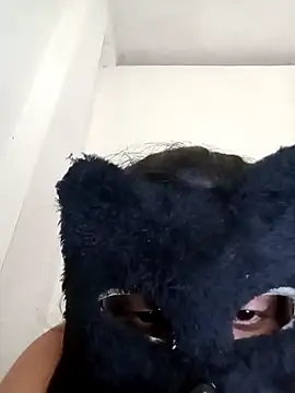 Slllll Couple00 online show from April 23, 9:52 am