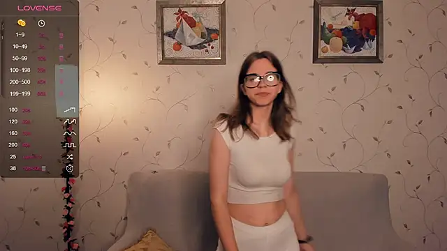 JoanBaggott online show from November 4, 8:19 pm