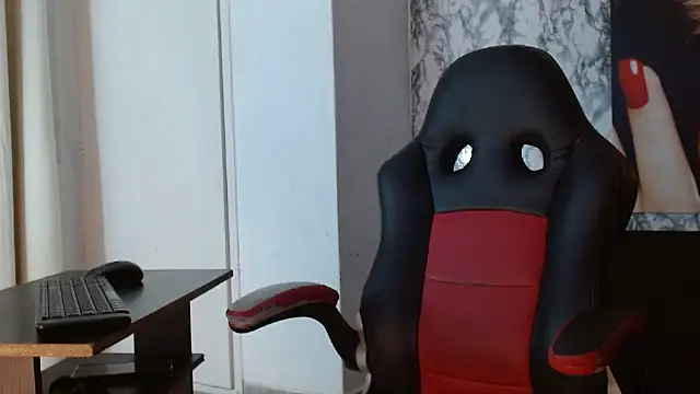 mariani smith online show from September 9, 12:26 pm