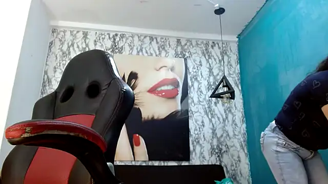 mariani smith online show from November 26, 11:55 am