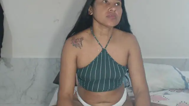 PERLA BLACK  online show from January 7, 5:32 am