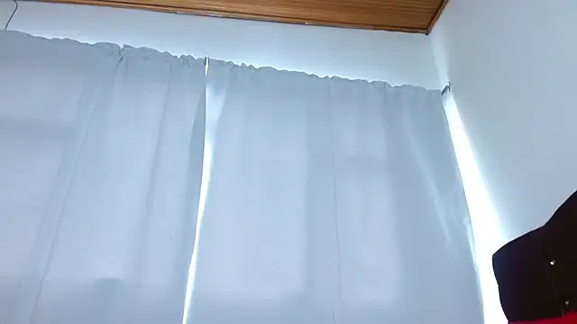 Snapshot of Charlothe_Wright chatting on October 17, 5:59 pm Charlothe Wright online show from October 17, 5:59 pm