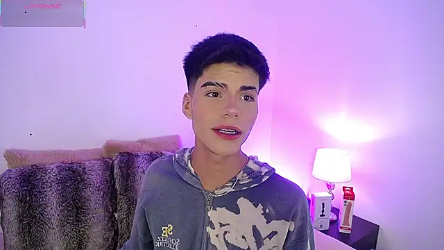 Snapshot of Dulcey_ chatting on September 27, 4:06 am Dulcey online show from September 27, 4:06 am