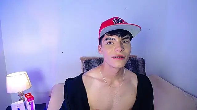 Snapshot of Dulcey_ chatting on October 3, 4:20 am Dulcey online show from October 3, 4:20 am