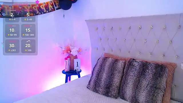 Snapshot of Dulcey_ chatting on October 15, 4:12 am Dulcey online show from October 15, 4:12 am