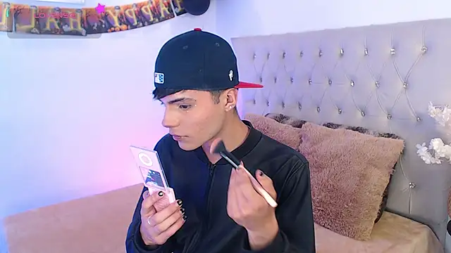 Snapshot of Dulcey_ chatting on October 26, 4:07 am Dulcey online show from October 26, 4:07 am