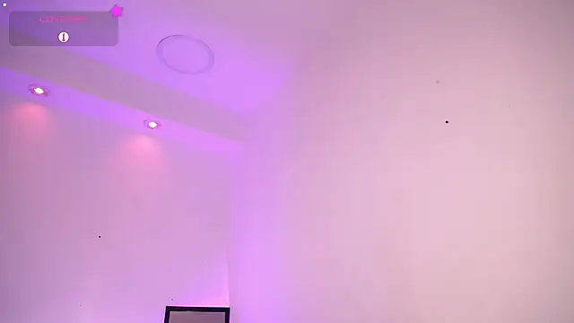 Snapshot of Dulcey_ chatting on November 3, 10:49 am Dulcey online show from November 3, 10:49 am