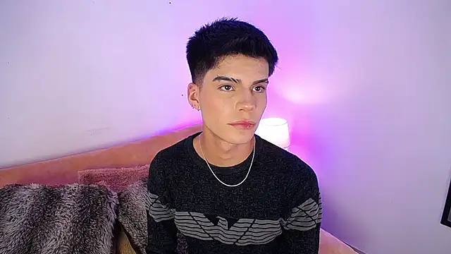 Snapshot of Dulcey_ chatting on December 1, 3:44 am Dulcey online show from December 1, 3:44 am