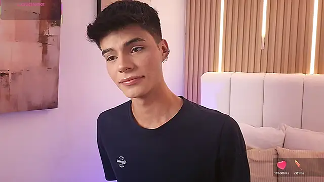 Dulcey  online show from March 6, 5:15 am