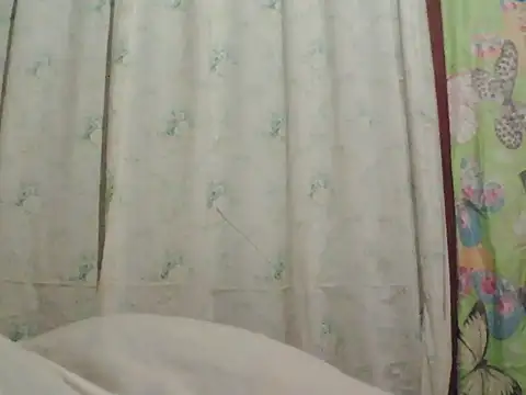 Snapshot of hotolivia34 chatting on October 9, 7:12 pm hotolivia34 online show from October 9, 7:12 pm