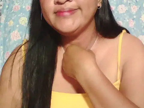 hotolivia34 online show from November 23, 2:17 pm