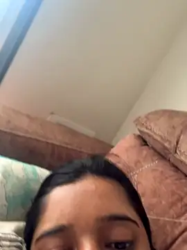 desitease online show from October 27, 9:02 am