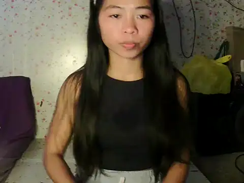 SweetMissPinay18 online show from December 21, 3:35 am