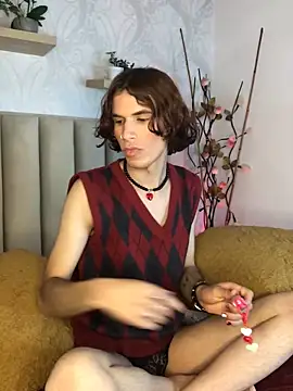 danny rios20 online show from November 13, 1:10 pm