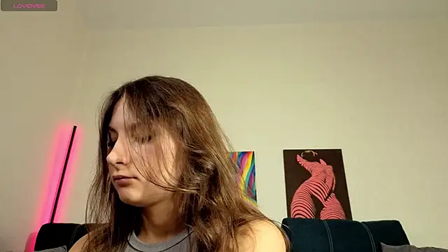 TrixiBell online show from November 28, 4:48 am