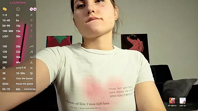 TrixiBell online show from March 26, 5:02 am