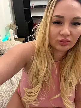 Snapshot of NellyExtraa chatting on October 11, 9:13 pm NellyExtraa online show from October 11, 9:13 pm