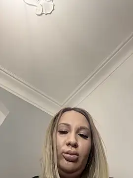 NellyExtraa online show from April 7, 6:41 pm