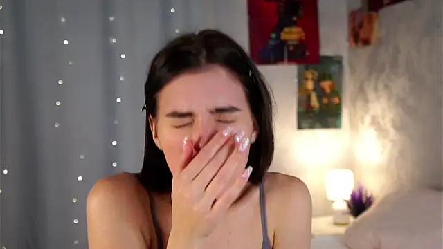 EleneButton online show from January 8, 1:08 am