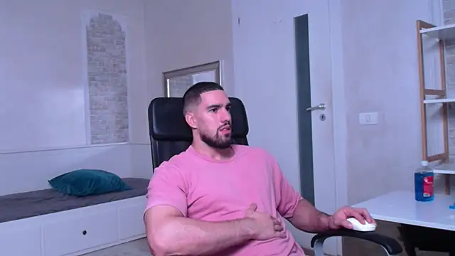 IvanHydee online show from September 13, 4:34 am