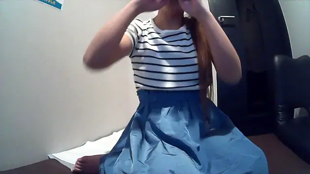Snapshot of SAKI_saki_01 chatting on October 30, 10:06 am SAKI saki 01 online show from October 30, 10:06 am