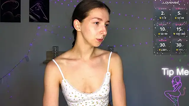 Snapshot of Made_for_Love chatting on July 10, 2:08 pm Made for Love online show from July 10, 2:08 pm