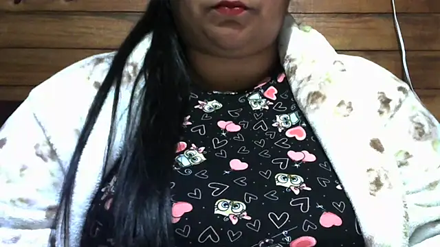 Snapshot of MARRENTINHA34 chatting on May 9, 5:51 pm MARRENTINHA34 online show from May 9, 5:51 pm